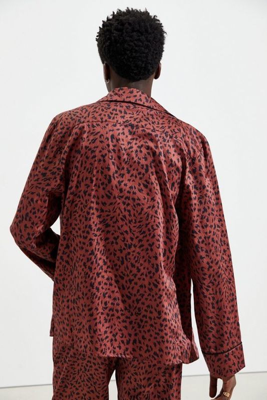 Cổ áo tương phản Lụa Satin Bộ đồ ngủ cho Nam dài tay Áo ngủ Pjs Polyester